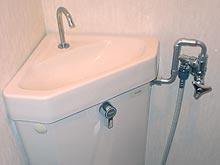 トイレ水漏修理
